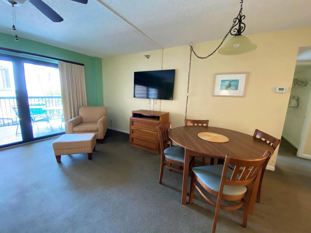 All Seasons Vacation Resort By Liberte Madeira Beach Exterior foto