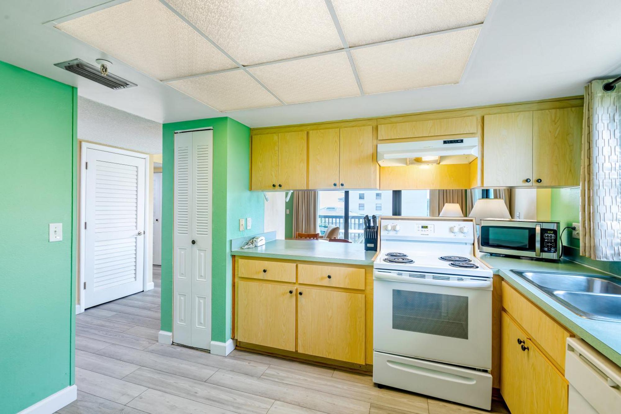 All Seasons Vacation Resort By Liberte Madeira Beach Exterior foto